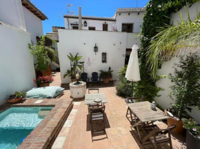 Carmen típico en Albaicín Granada con piscina y parking opcional